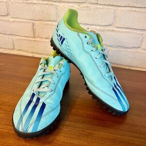 Adidas Speedportal.4 Turf Shoes - size 5 1/2 youth